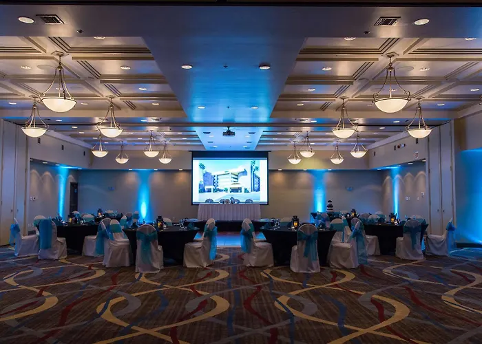 Hotel Doubletree By Hilton North 4*